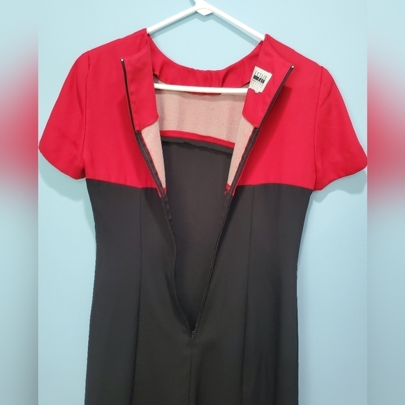 Bundle Only: Leslie Fay Vintage Red and Black Short Sleeve Sheath‎ Dress (4_6)P - Picture 4 of 6